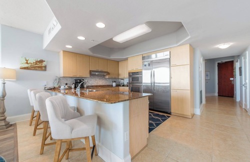 Orange Beach East Condo | Newly Updated Modern Fifth Floor Condo with Gulf Coast Views! Complimentary Boat Slip!