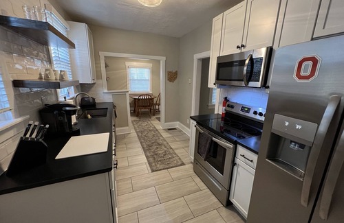 Weinland Park House | Newly Updated: Nearby Short North/OSU!