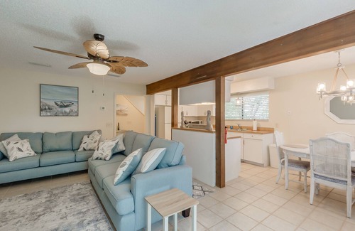 Fernandina Beach House | Newly Updated 2 Bed/1.5 Bath Townhome-3 Minute Walk to Beach-Best Deal Around!