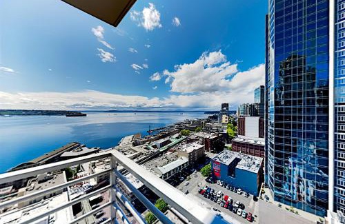 Downtown Seattle Apartment | Newmark Tower II