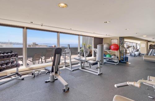 Downtown Seattle Apartment | Newmark Tower