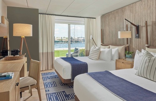 Goat Island Hotel | Newport Harbor Oasis: Exclusive Water Views with Premier Waterfront Dining