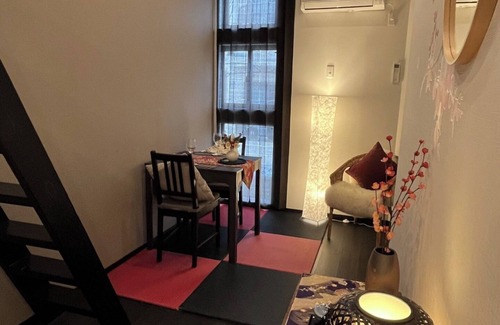Nishinari House | NEWSuper Clean4 bedrooms with 1305 toilets 4 showers Namba USJ nearby Max 12people/Osaka Ōsaka