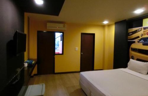 Phaya Thai Hotel | NewYork Suite Hotel