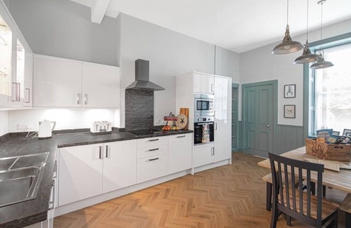 North Berwick Apartment | Next To The Beach - North Berwicknn(30 mins via train from Edinburgh)