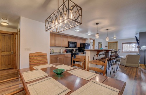 Downtown Steamboat Springs Condo | Next to Yampa River! Walkable to Downtown Steamboat & Free Bus Route
