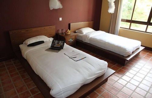 Madhyapur Thimi Hotel | Neydo Hotel Buddhist Monastery