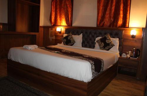 Pelling Hotel | NG HOTEL HERUKA