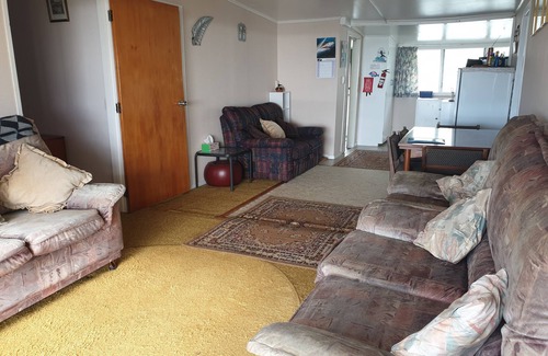 Ngawi House | Ngawi Coastal Kiwi Bach