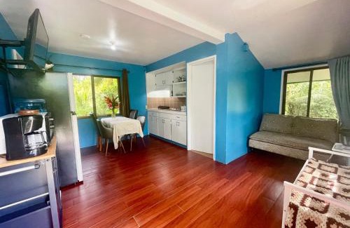 Koror Apartment | Ngermid Oasis - 2 BD & 1 BA Cozy Cottage
