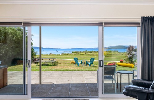 Ngongotaha Apartment | Ngongotaha Lakeside Lodge- Lakeview Apartment