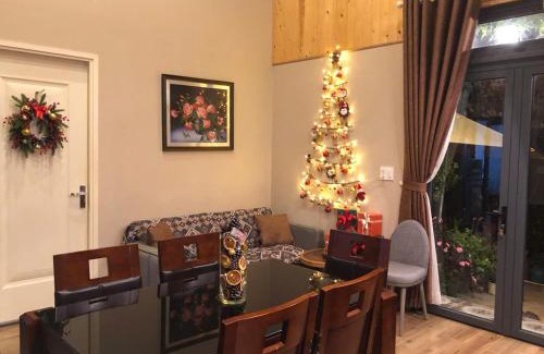 Da Lat House | Nhà Hoa Nắng Homestay Cầu Đất Đà Lạt