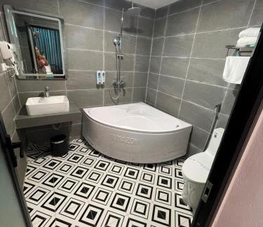 Dong Anh Hotel | Nhật Tân Hotel