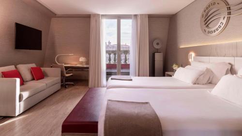 Centro / Baixa Hotel | NH Collection Porto Batalha