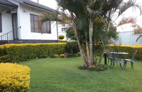 Thulamahashe Bed & Breakfast | Nhlalala Guest House