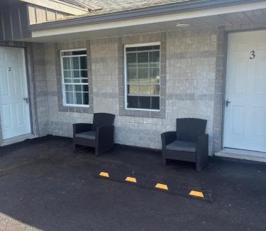 Niagara Falls Hotel | Niagara Falls 1-Bedroom Suite #2