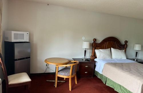 Chippawa Hotel | Niagara Falls Motor Lodge