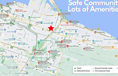 McQuesten West House | Niagara Family Suite Free Parking Central Location