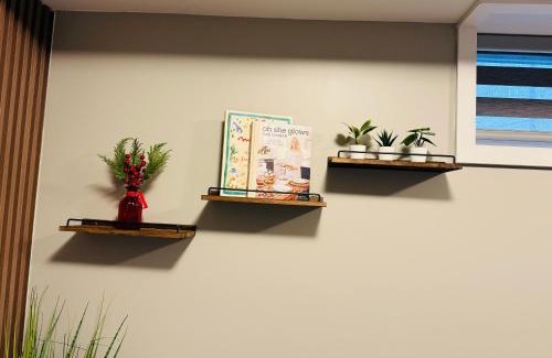 Niagara Falls Apartment | Niagara Getaway across Fallsview