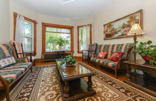 Niagara Falls Bed & Breakfast | Niagara Inn Bed and Breakfast