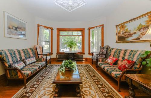Niagara Falls Bed & Breakfast | Niagara Inn Bed and Breakfast