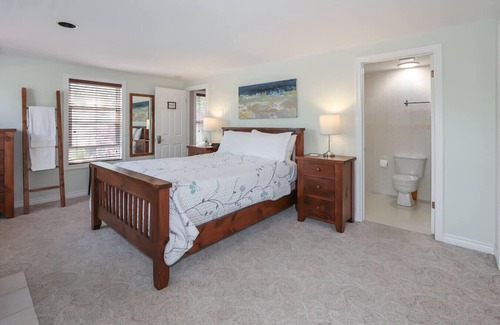Historic Old Town House | Niagara-on-the-Lake Oscar Wilde Room!