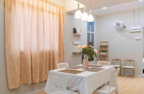 Nibong Tebal Apartment | Nibong Tebal Homestay with WiFi & Netflix