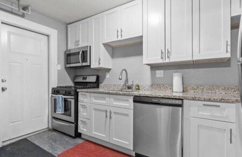 Sherman Hill Apartment | Nice 2 bedroom in Sherman Hill-8