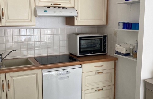 Saint-Cast-le-Guildo Apartment | Nice 2-room apartment - 150 m from Grande Plage