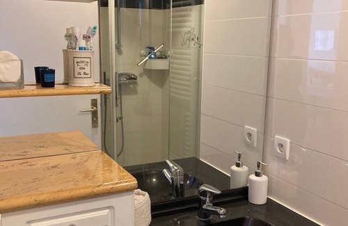 Saint-Cast-le-Guildo Apartment | Nice 2-room apartment - 150 m from Grande Plage