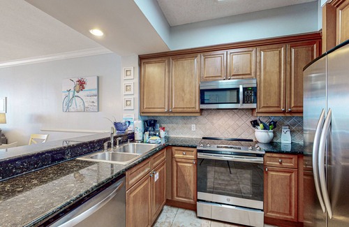 Fort Walton Beach Condo | Nice 2nd Floor Condo Partial Gulf View, Nearby Shopping & Dining