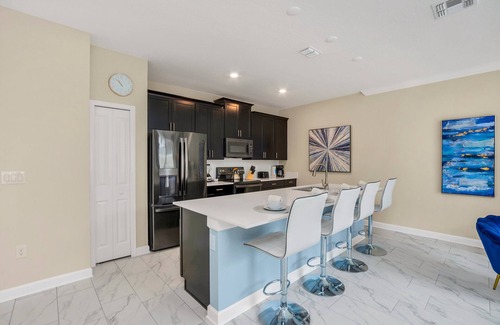Campbell House | Nice 3 Bed Pool Townhome in Storey Lake Resort