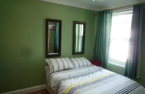 Higham Hill Apartment | Nice 3 Bedroom House - Walthamstow