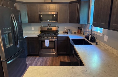 Knik-Fairview House | Nice 3-bedroom house with WiFi in a charming and quite neighborhood, in Wasilla.