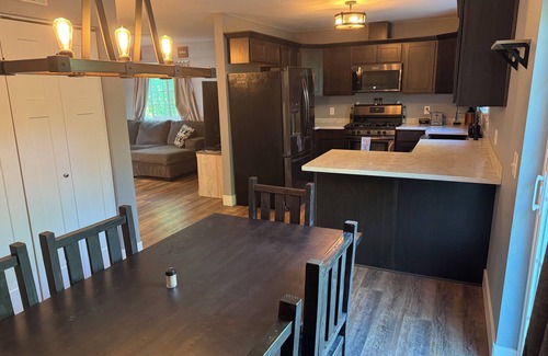 Knik-Fairview House | Nice 3-bedroom house with WiFi in a charming and quite neighborhood, in Wasilla.