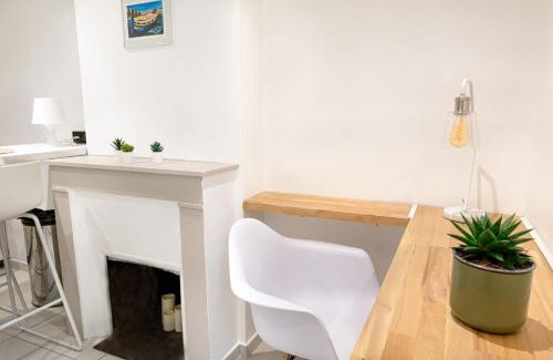 La Castellane Apartment | Nice 37 m with garden in Marseille