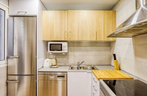 La Bordeta Apartment | Nice and Cozy 4 Bedroom in Sants-Montjuic BCN