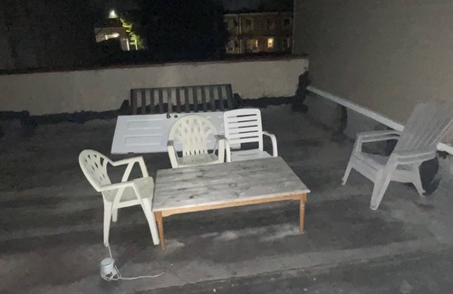 Foxcroft Square Apartment | Nice and quiet appartement is located in Philadelphia,