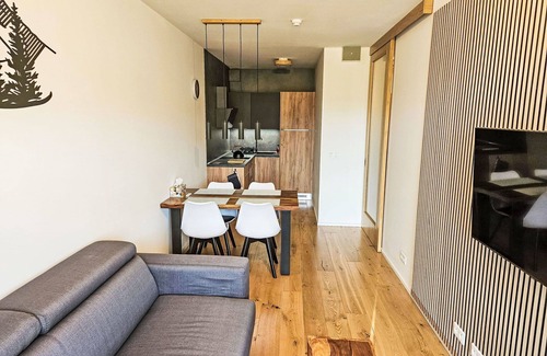 Janske Lazne Apartment | Nice apartment for 4 people with WIFI, TV, balcony, panoramic view and parking