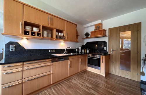 Muhlbach im Pinzgau Apartment | Nice apartment for 8 people with WIFI, TV, terrace, pets allowed and panoramic view