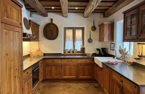 Sankt Martin House | Nice apartment in villa with WIFI, TV, terrace, pets allowed, panoramic view and parking