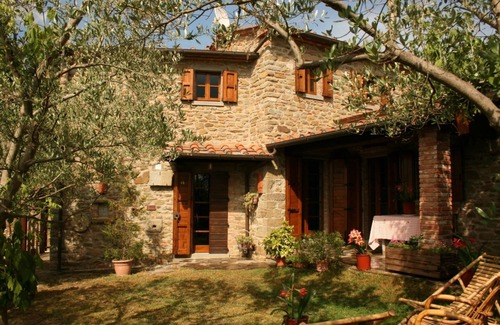 Montecchio Apartment | Nice apartment for 4 guests with TV, close to Cortona