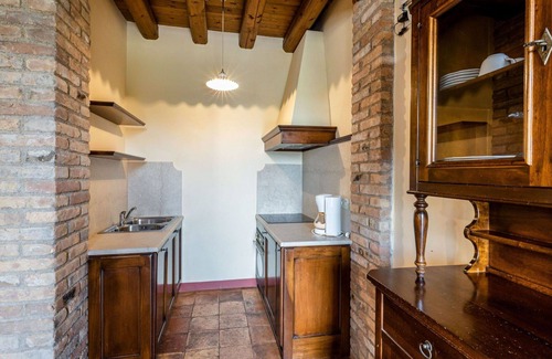 San Benedetto di Lugana Apartment | Nice apartment for 5 people with A/C, WIFI, pool, TV and terrace