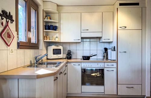 Les Mayens-de-Sion Apartment | Nice apartment for 6 people with WIFI, TV, balcony and parking