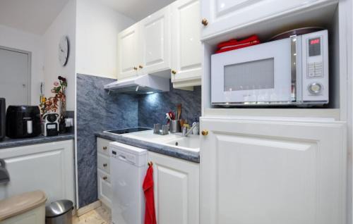 Mandelieu-La-Napoule Apartment | Nice Apartment In Mandelieu-La-Napoule