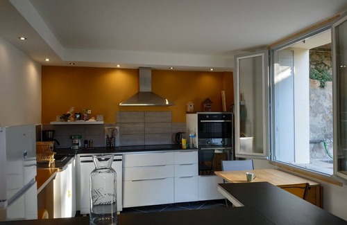 Lamalou-les-Bains Apartment | Nice apartment 56m², bright, nice view, 9 min from Lamalou center, art and health.