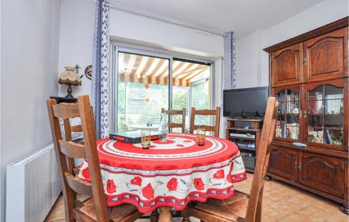 Six-Fours-les-Plages Apartment | Nice Apartment In Six-Fours-Les-Plages