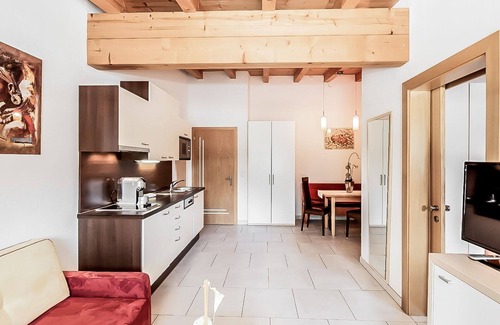 Runhof Apartment | Nice apartment for 4 guests with WIFI, TV, balcony and pets allowed