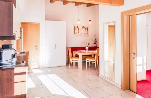 Runhof Apartment | Nice apartment for 4 guests with WIFI, TV, balcony and pets allowed
