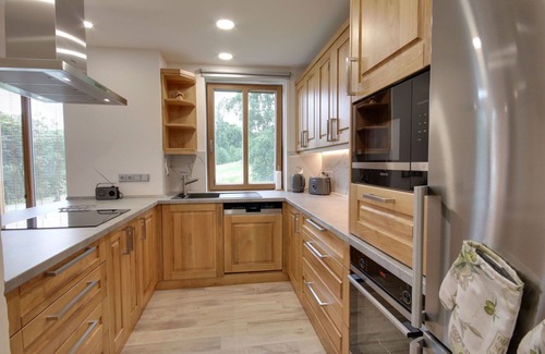 Korenov Apartment | Nice apartment for 8 people with WIFI, TV and terrace